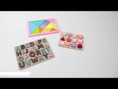 赤ん坊のおもちゃ