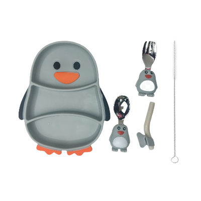 購入 OEMのシリコーンの赤ん坊のスプーンが付いている供給の一定のペンギンの形の食品等級 online manufacture