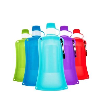 0.5L折りたたみシリコーンの水差しの毎日の携帯用屋外スポーツの水差し